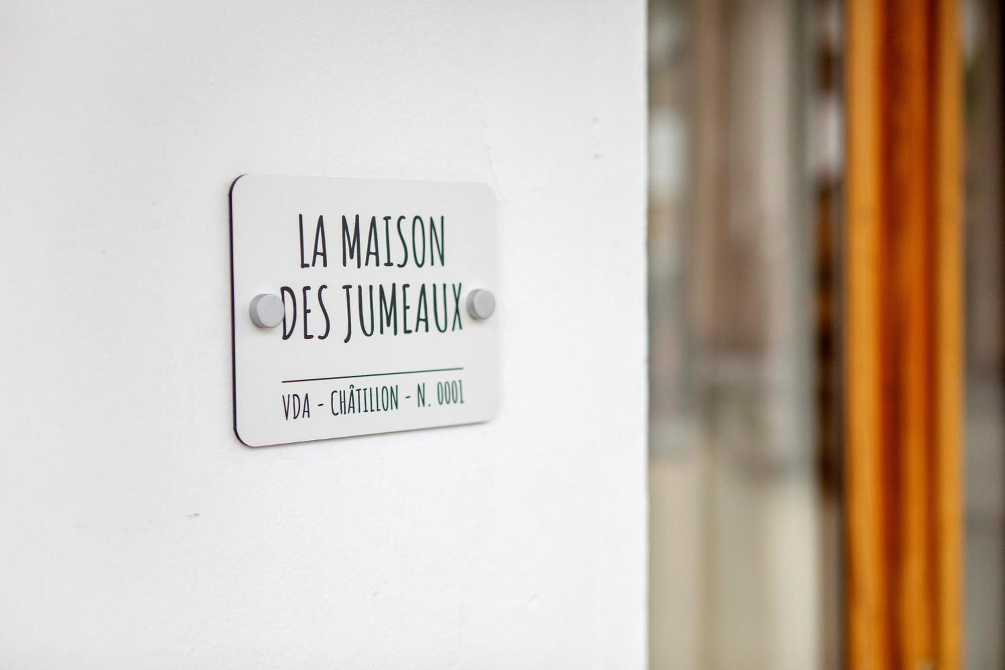 La Maison Des Jumeaux Chatillon Exterior photo